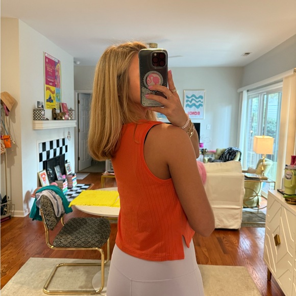 LULULEMON TRAIN TO BE TANK IN ORANGE FRAPPE SIZE SMALL MED. NO TAG prob a 6. - Picture 6 of 7
